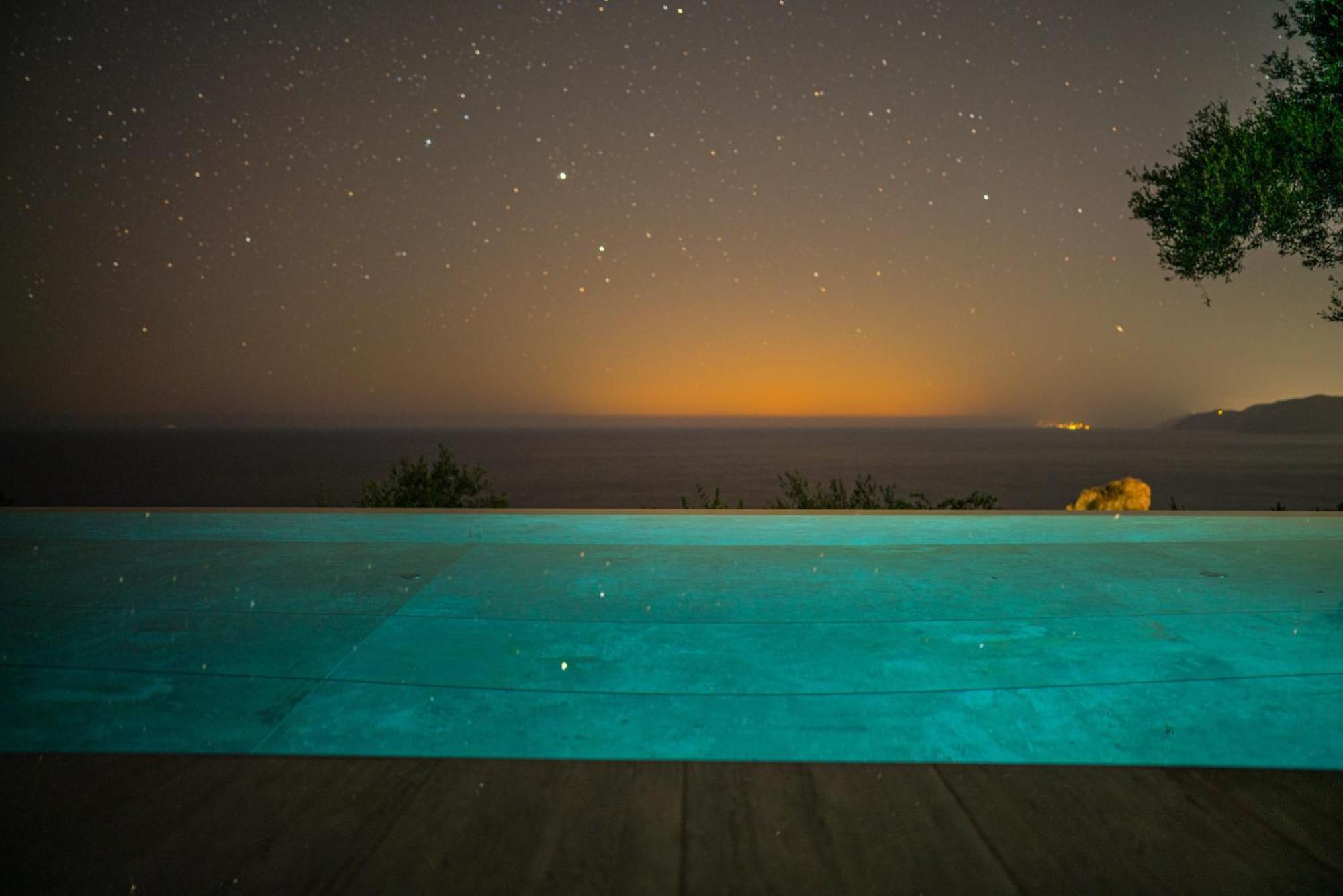 Amberton Corfu Villa Pentátion